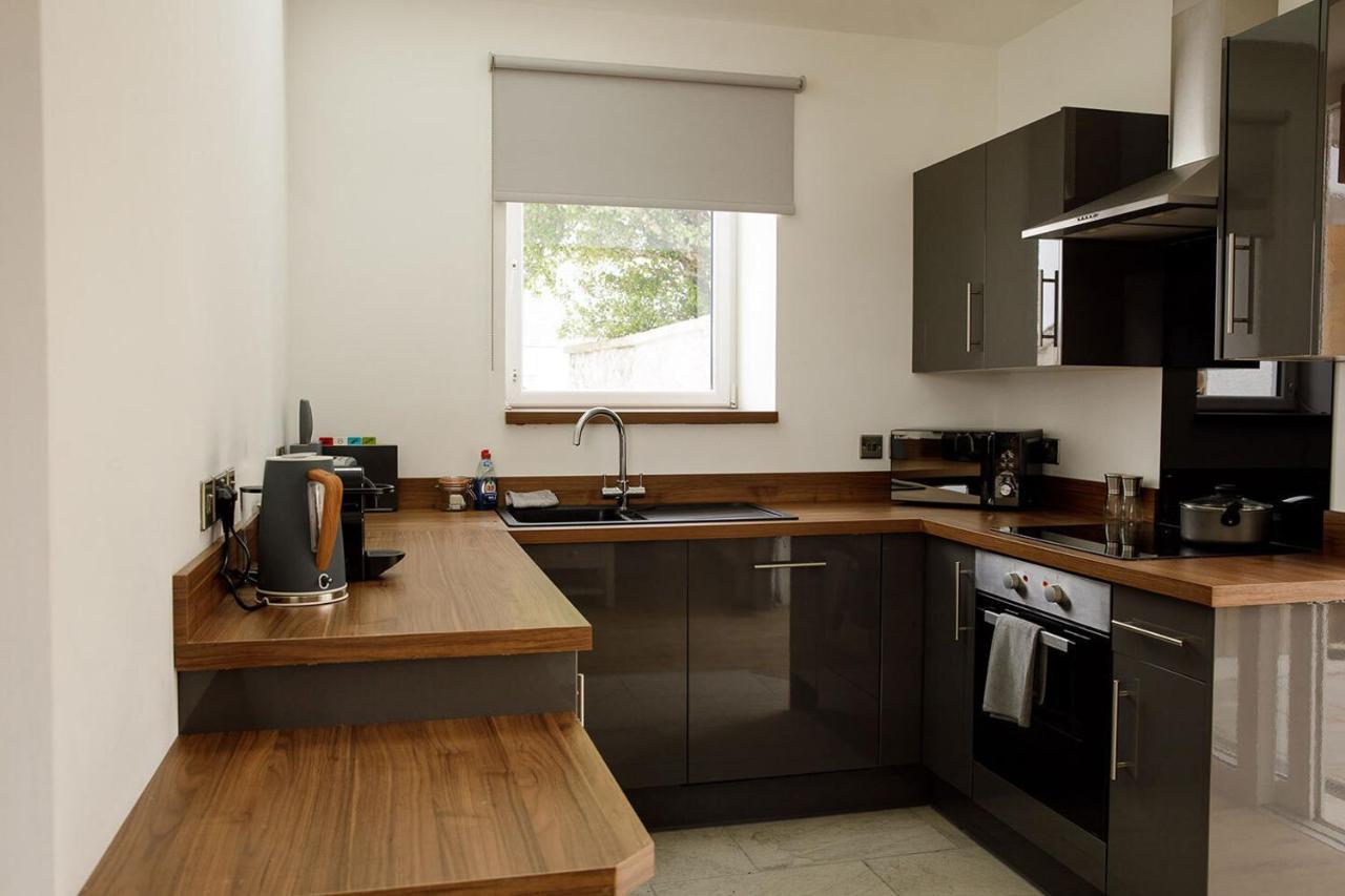 House Of Juniper - Luxury Accessible Apartment Broadford  Exterior photo