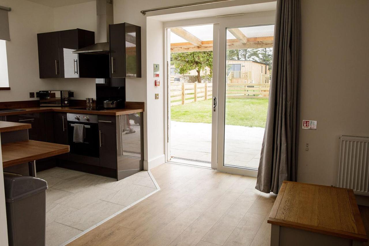 House Of Juniper - Luxury Accessible Apartment Broadford  Exterior photo